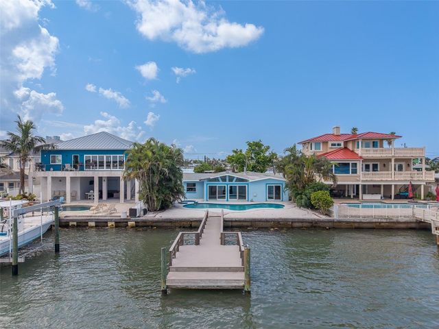 814 BAY POINT DRIVE, Madeira Beach, FL 33708