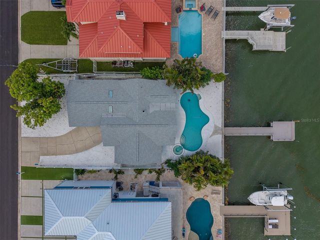 814 BAY POINT DRIVE, Madeira Beach, FL 33708