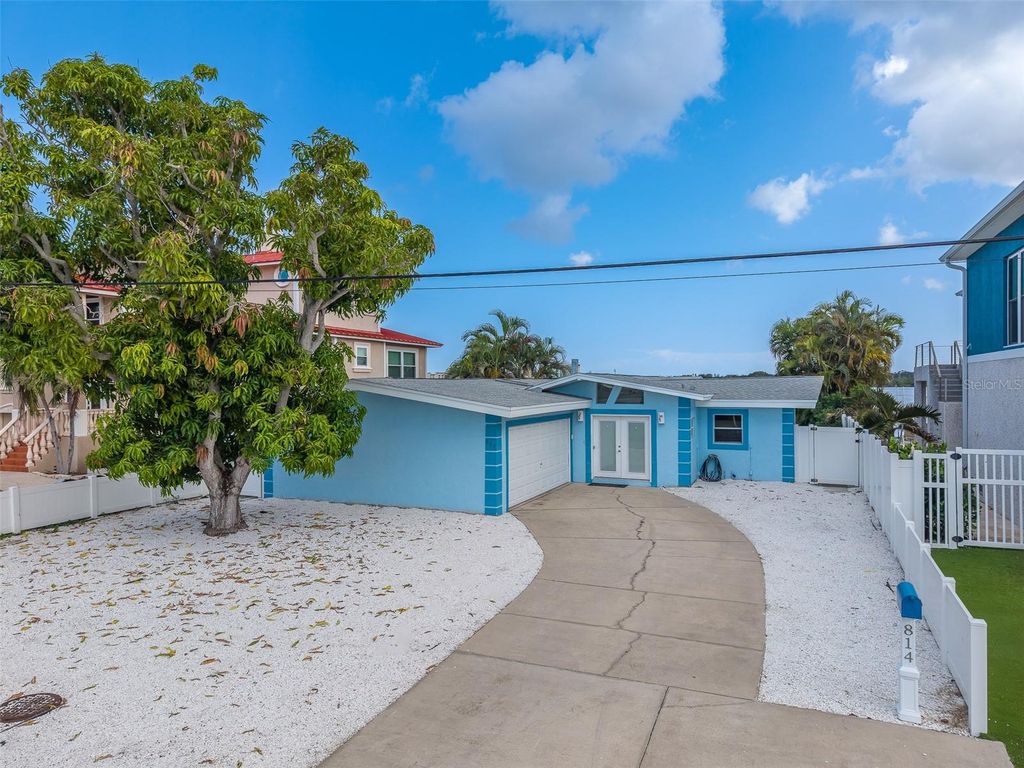 814 BAY POINT DRIVE, Madeira Beach, FL 33708