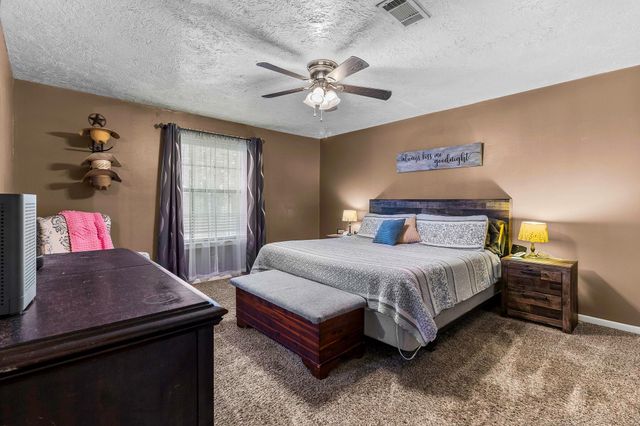 231 Hinson Hill, Livingston, TX 77351