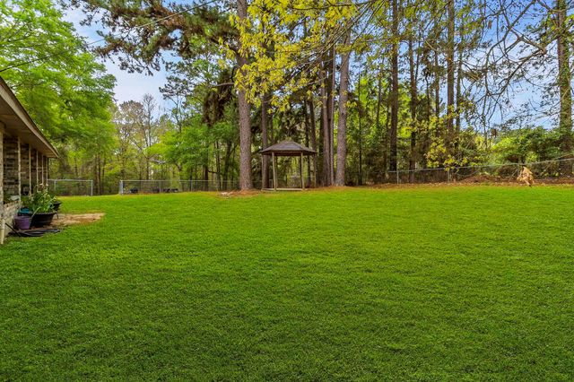 231 Hinson Hill, Livingston, TX 77351