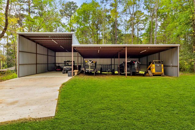 231 Hinson Hill, Livingston, TX 77351