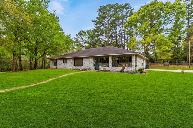 231 Hinson Hill, Livingston, TX 77351