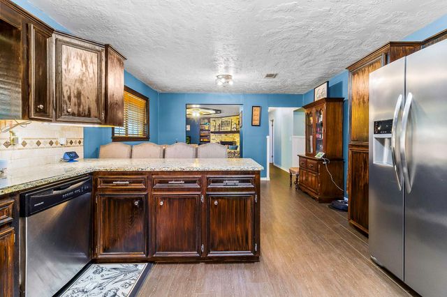 231 Hinson Hill, Livingston, TX 77351