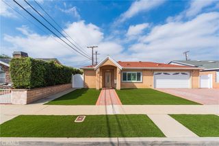 18405 Delia Ave, Torrance, CA 90504