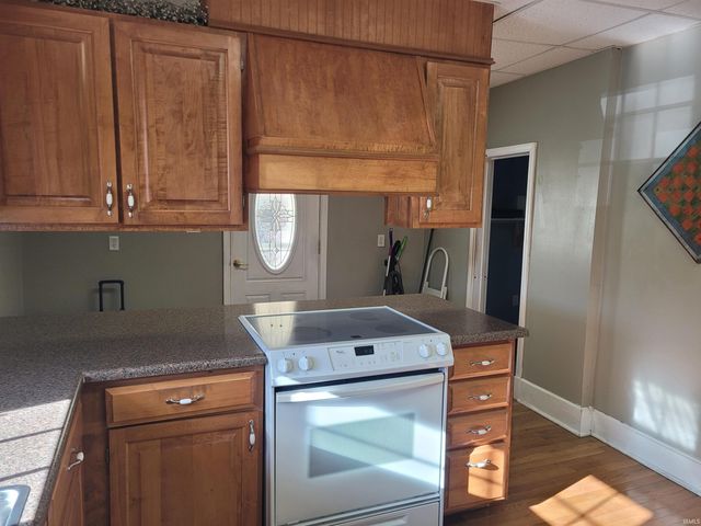 1704 Indiana Avenue, Vincennes, IN 47591