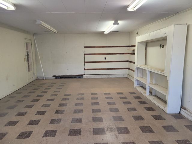 1704 Indiana Avenue, Vincennes, IN 47591