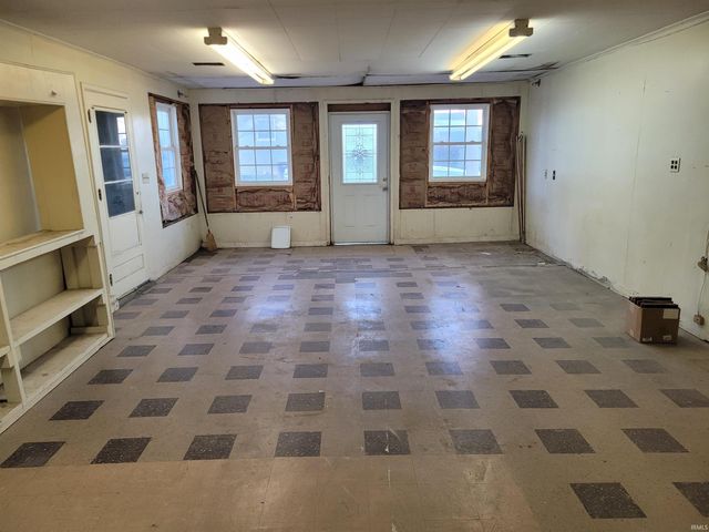 1704 Indiana Avenue, Vincennes, IN 47591