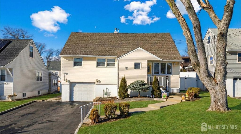 77 Ethel Street, Metuchen, NJ 08840