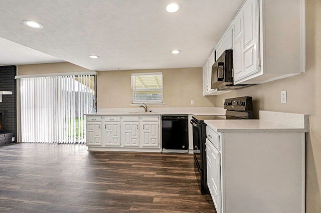 6316 Jennings Drive, The Colony, TX 75056