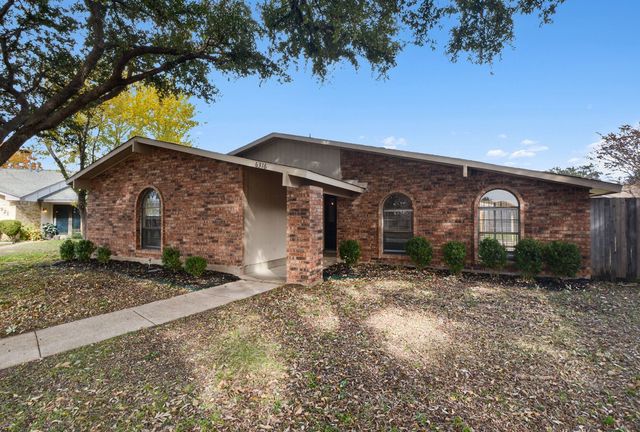 6316 Jennings Drive, The Colony, TX 75056
