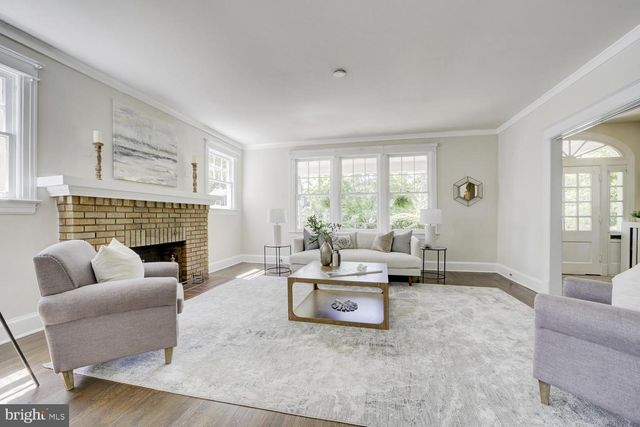 5533 33RD ST NW, Washington, DC 20015