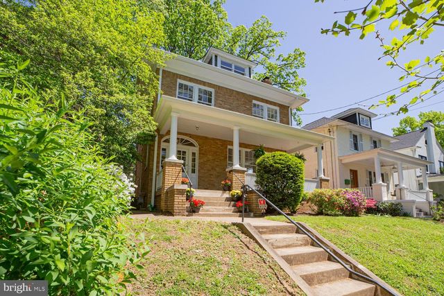 5533 33RD ST NW, Washington, DC 20015