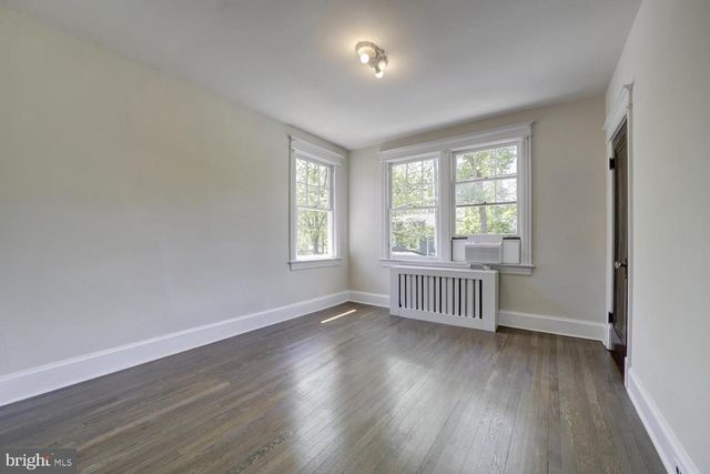 5533 33RD ST NW, Washington, DC 20015