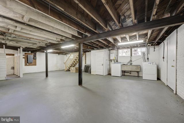 5533 33RD ST NW, Washington, DC 20015