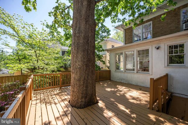 5533 33RD ST NW, Washington, DC 20015
