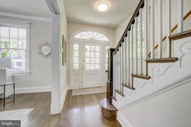 5533 33RD ST NW, Washington, DC 20015