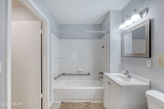 1600 Big Tree Rd Unit L4, Daytona Beach, FL 32119