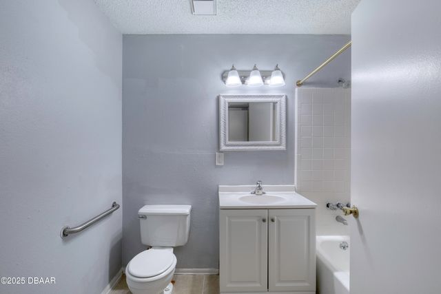 1600 Big Tree Rd Unit L4, Daytona Beach, FL 32119