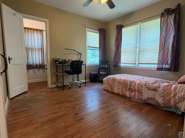 1244 NE Wabash AVE, Topeka, KS 66616