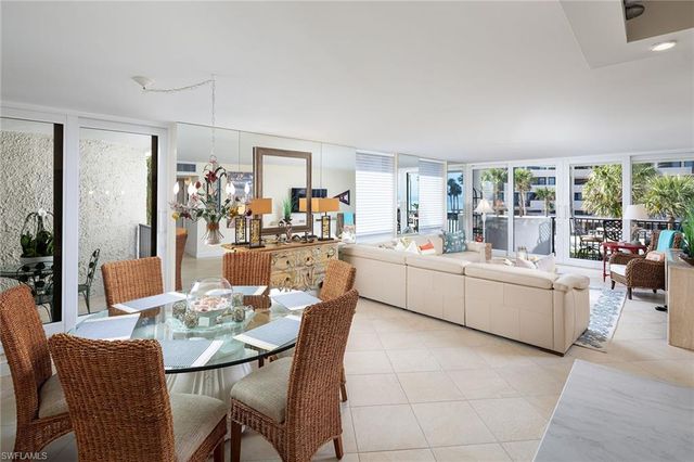 4005 Gulf Shore BLVD N 100, Naples, FL 34103