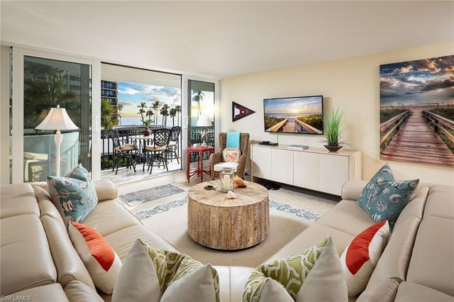 4005 Gulf Shore BLVD N 100, Naples, FL 34103