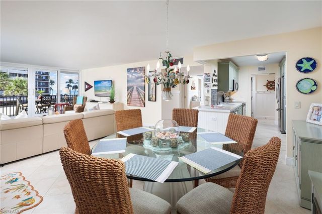 4005 Gulf Shore BLVD N 100, Naples, FL 34103