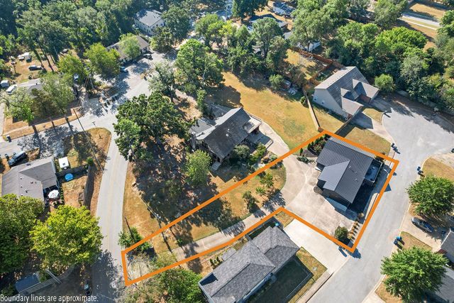 1517 Bella Vista Road, Bentonville, AR 72712