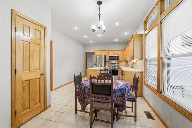 1713 Remington Street, Pleasant Hill, MO 64080
