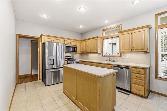 1713 Remington Street, Pleasant Hill, MO 64080