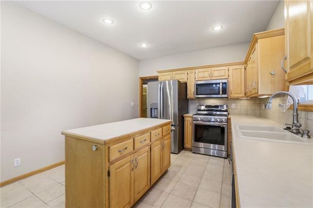 1713 Remington Street, Pleasant Hill, MO 64080