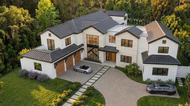 2965 Woodford drive, La Jolla, CA 92037