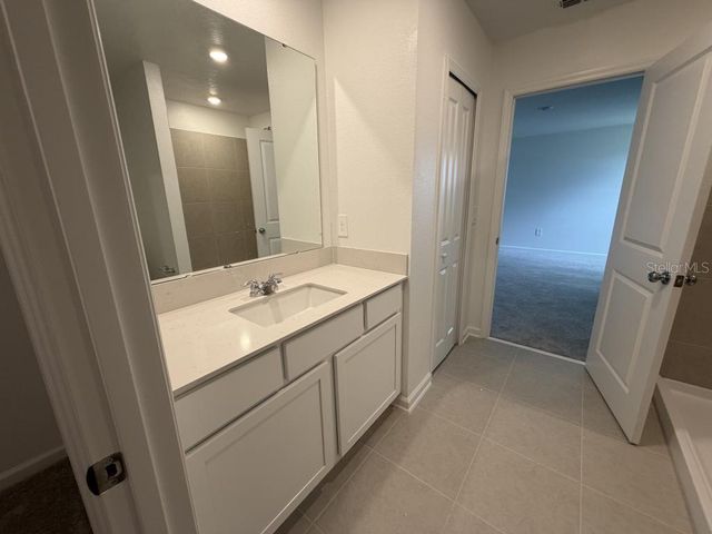 2510 HALLOW GRADEN RD, Eustis, FL 32726