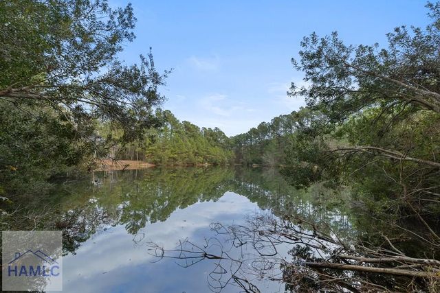 160 Hall Street, Allenhurst, GA 31301