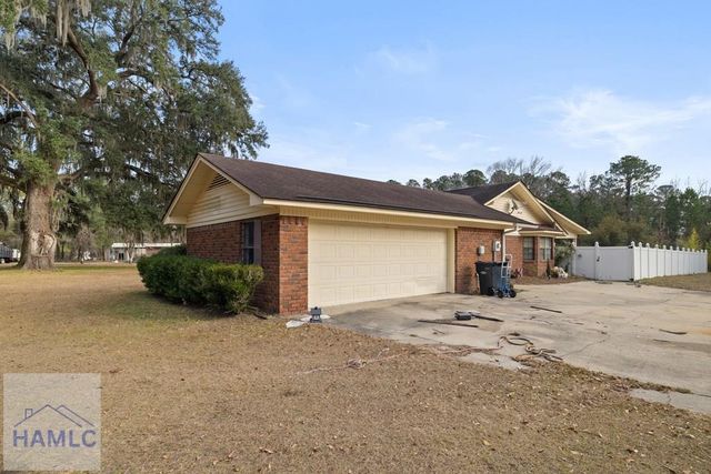 160 Hall Street, Allenhurst, GA 31301