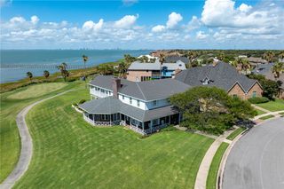 334 Pebble Beach Dr, Portland, TX 78374