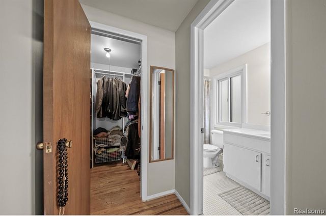 31018 Pickwick Lane, Beverly Hills, MI 48025