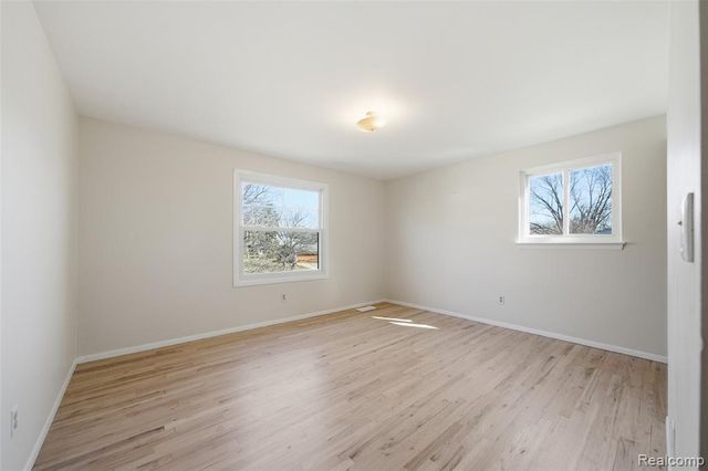 31018 Pickwick Lane, Beverly Hills, MI 48025