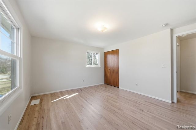 31018 Pickwick Lane, Beverly Hills, MI 48025