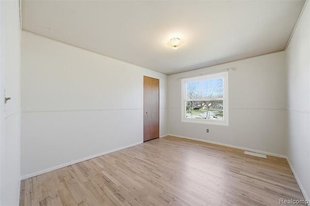 31018 Pickwick Lane, Beverly Hills, MI 48025