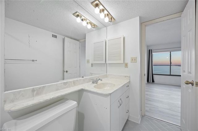 7501 River Rd Apt 14C, Newport News, VA 23607