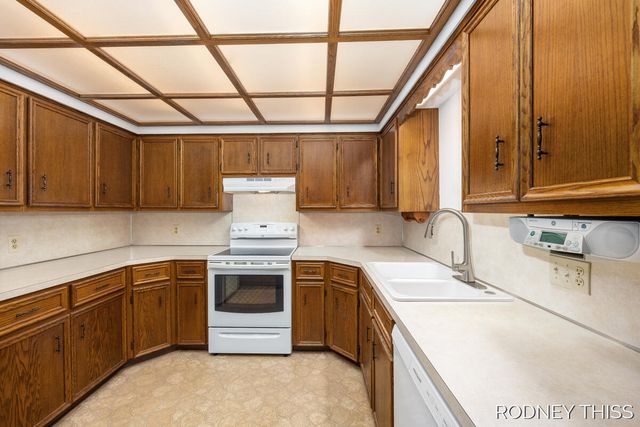 1908 Elizabeth Lane, Georgetown Twp, MI 49428