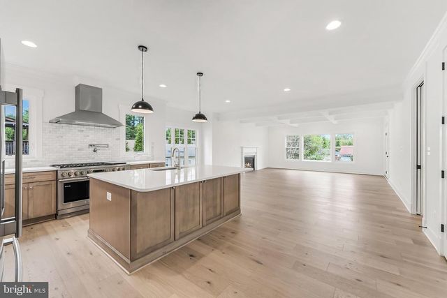 2315 GREAT FALLS ST, Falls Church, VA 22046
