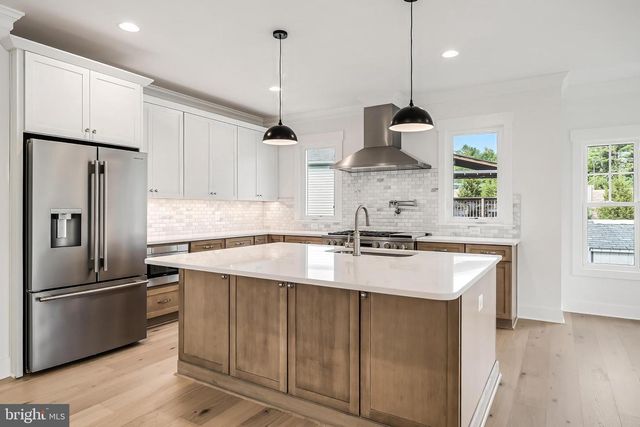 2315 GREAT FALLS ST, Falls Church, VA 22046