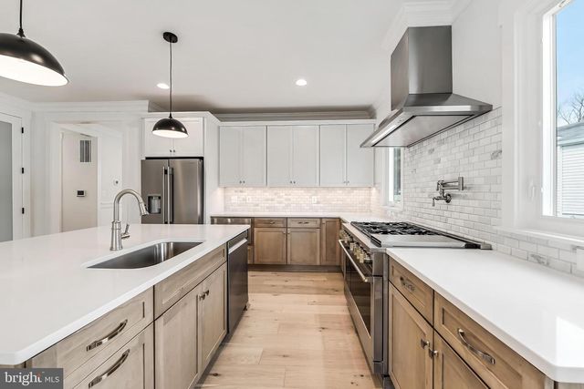 2315 GREAT FALLS ST, Falls Church, VA 22046