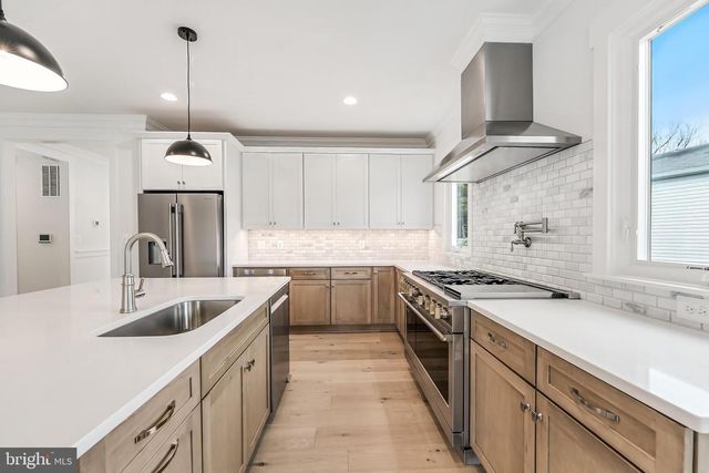 2315 GREAT FALLS ST, Falls Church, VA 22046