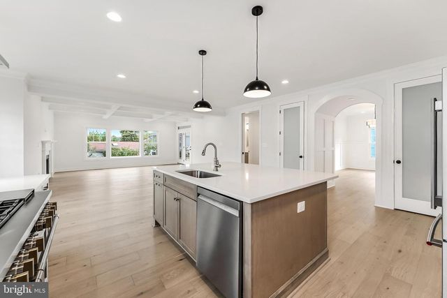 2315 GREAT FALLS ST, Falls Church, VA 22046