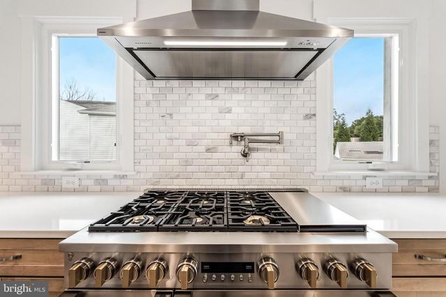 2315 GREAT FALLS ST, Falls Church, VA 22046