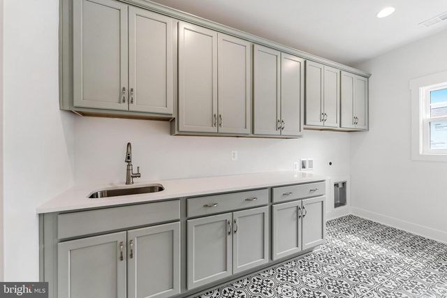 2315 GREAT FALLS ST, Falls Church, VA 22046