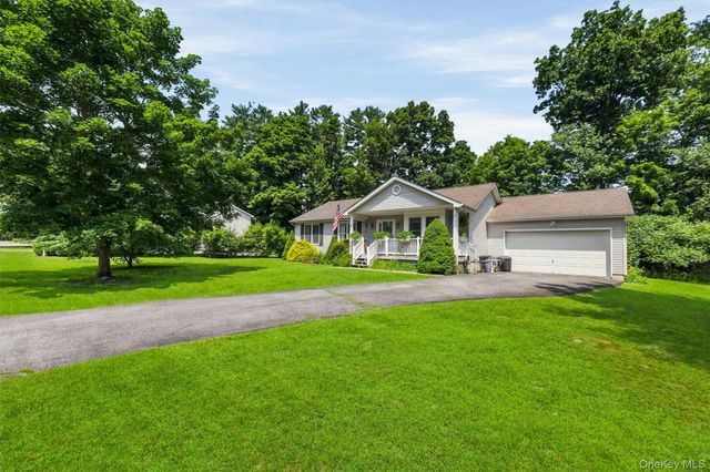 22 Rosewood Lane, Wurtsboro, NY 12790